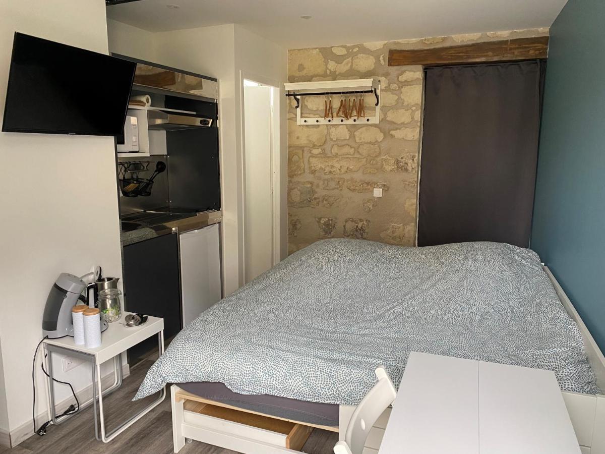 Studio Indre Climatise, La Halte De Cuze, Aux Abords De La Loire A Velo Huismes Екстер'єр фото